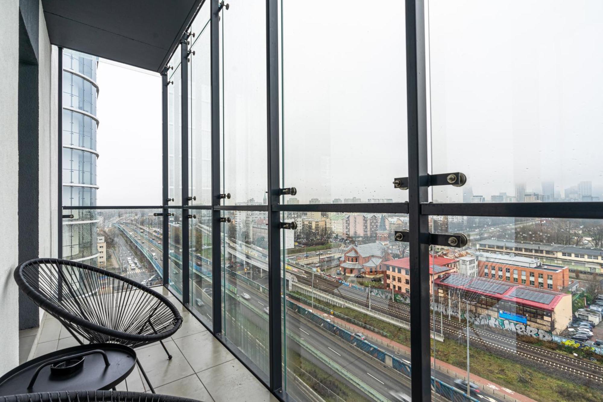 Warsaw Business Apartments - Air Conditioning, 10Th Floor, City View, Balcony - By Rentujemy Ngoại thất bức ảnh